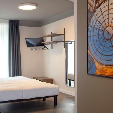 Hotel 22 Marzo Milano Ngoại thất bức ảnh