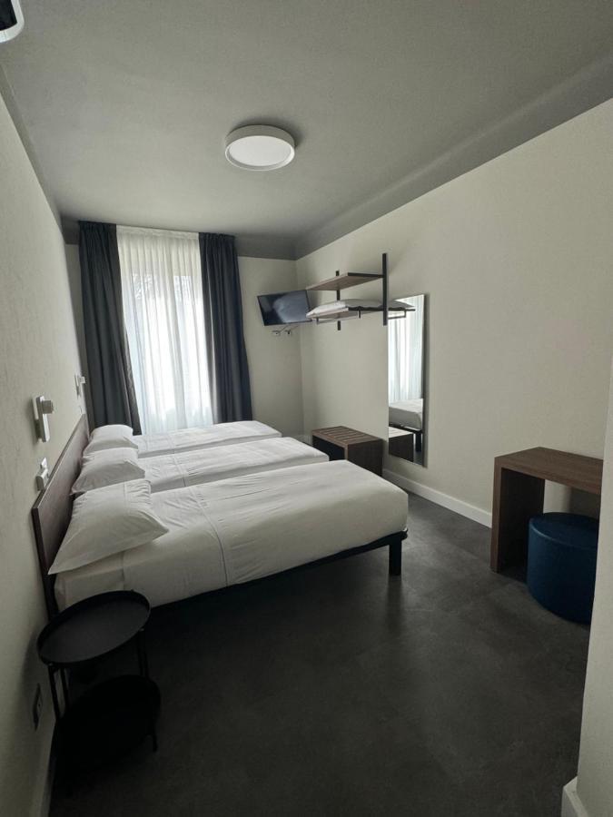 Hotel 22 Marzo Milano Ngoại thất bức ảnh