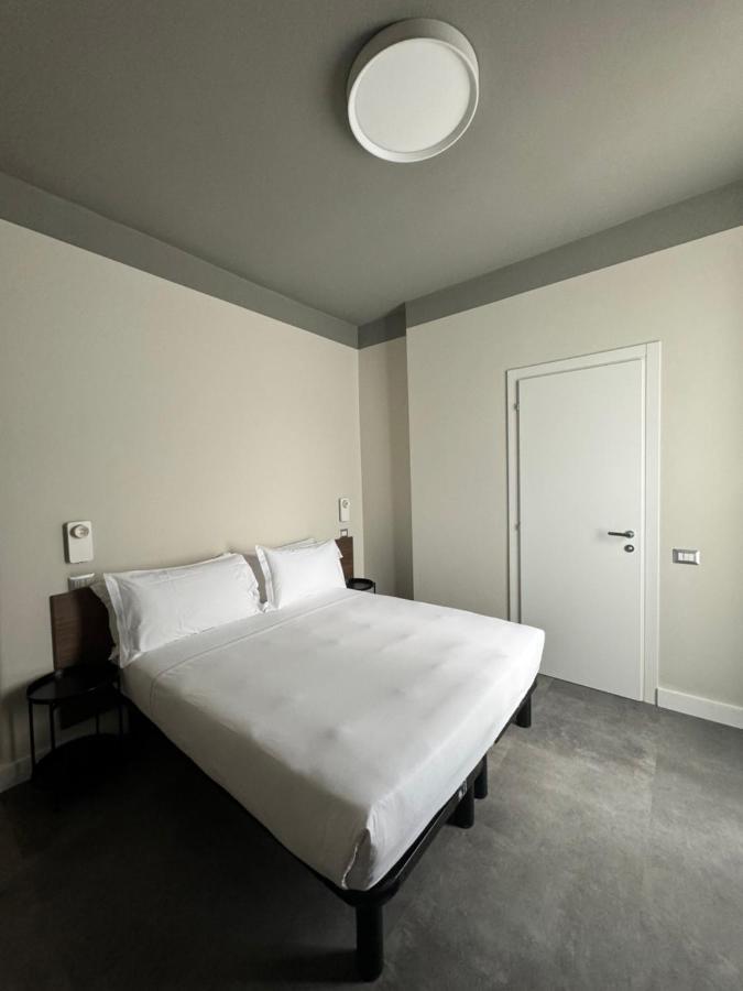 Hotel 22 Marzo Milano Ngoại thất bức ảnh