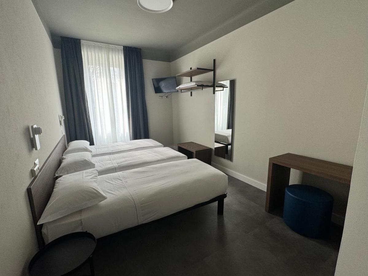 Hotel 22 Marzo Milano Ngoại thất bức ảnh