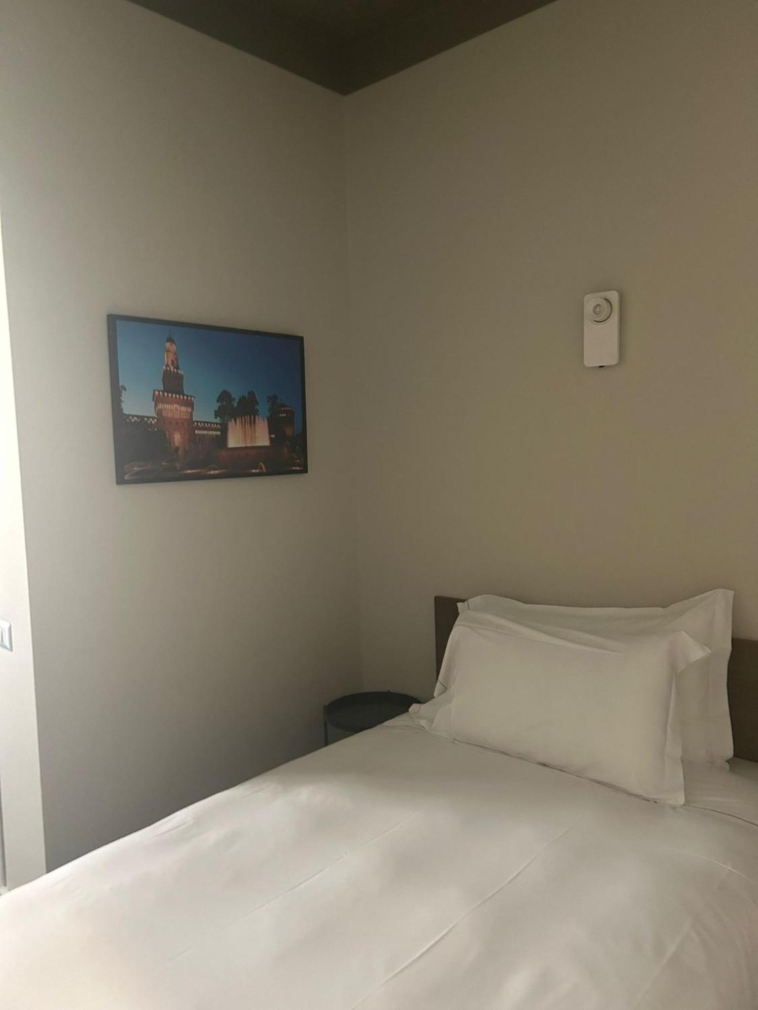 Hotel 22 Marzo Milano Ngoại thất bức ảnh