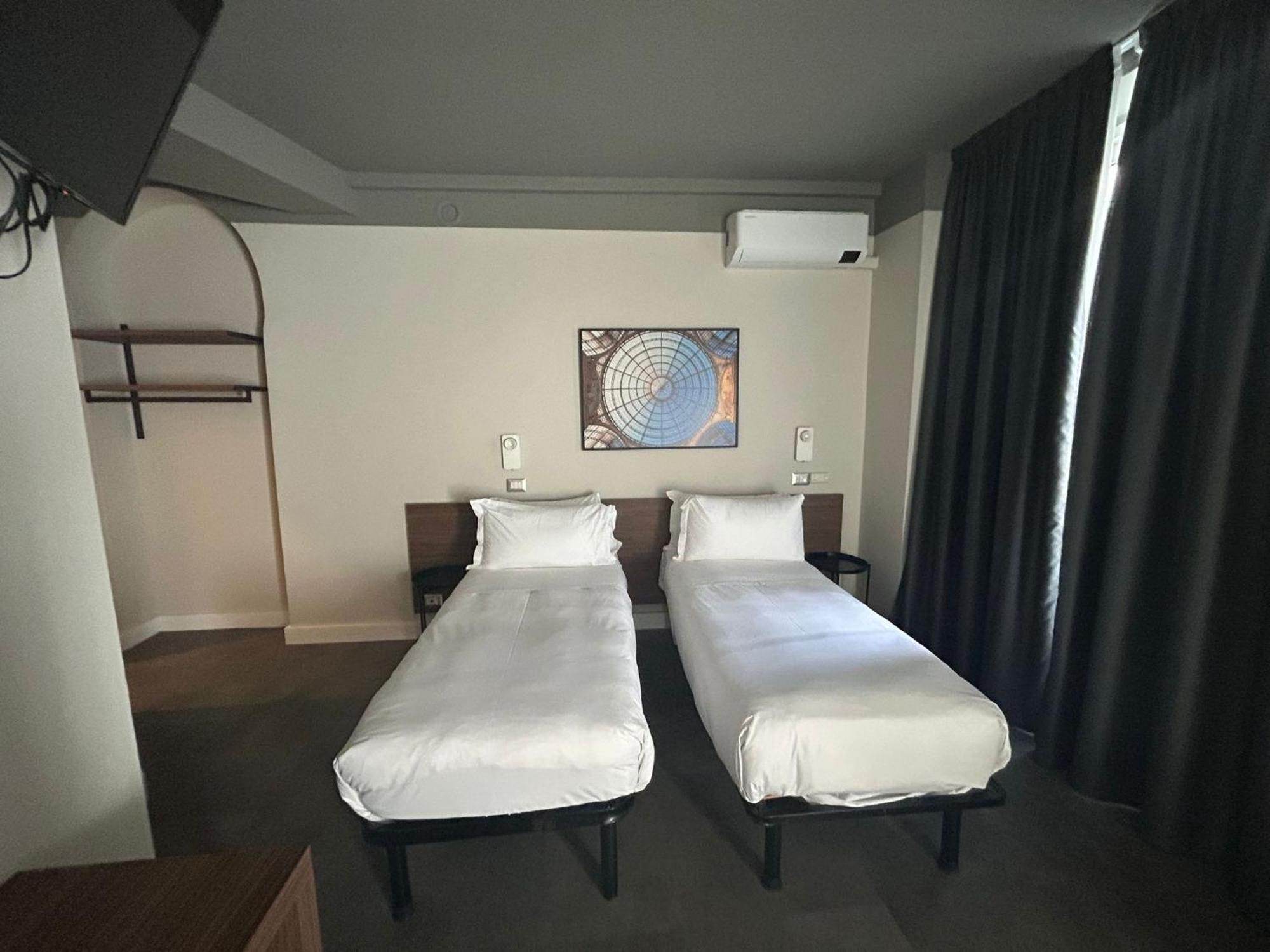 Hotel 22 Marzo Milano Ngoại thất bức ảnh