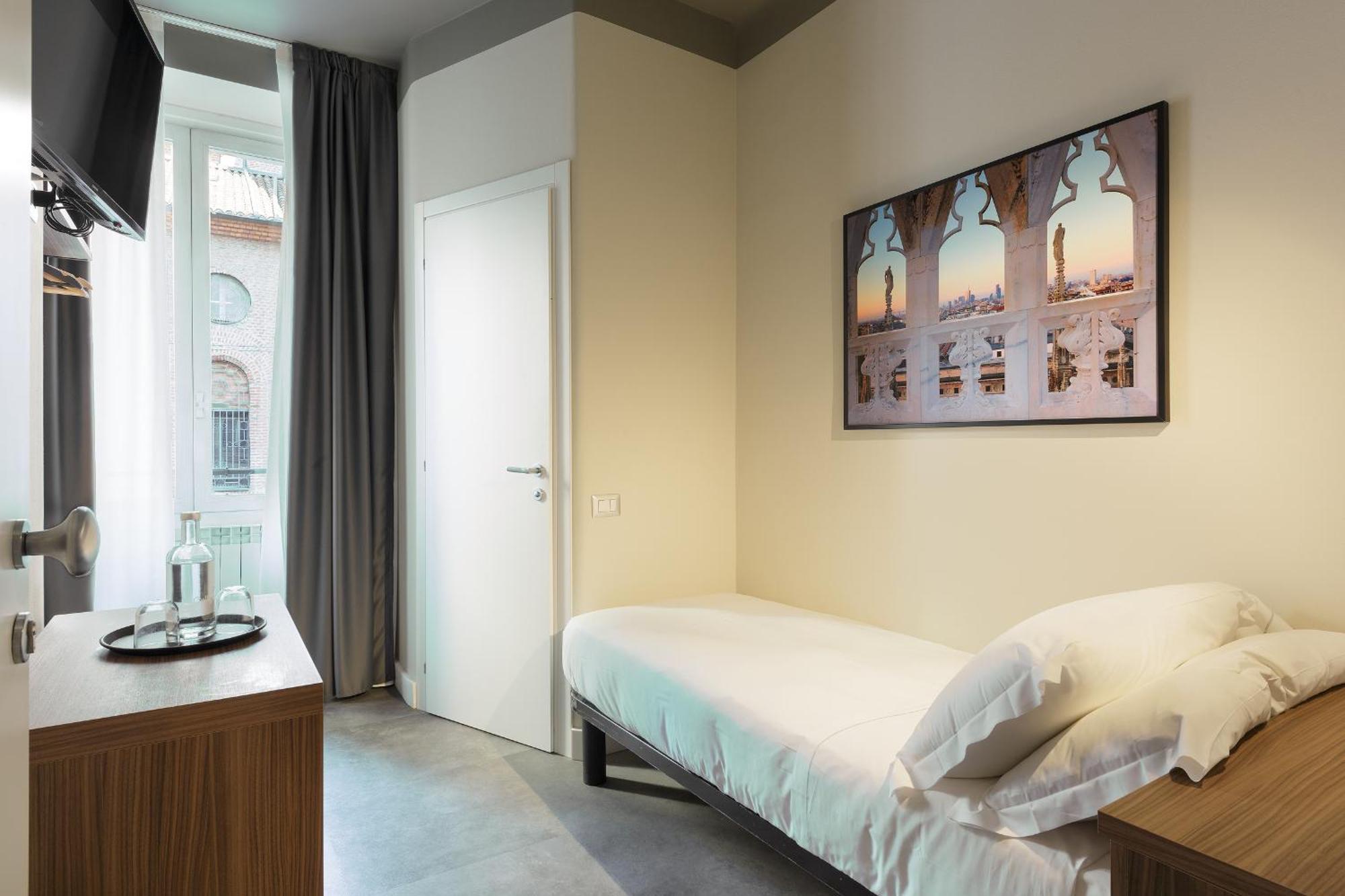 Hotel 22 Marzo Milano Ngoại thất bức ảnh